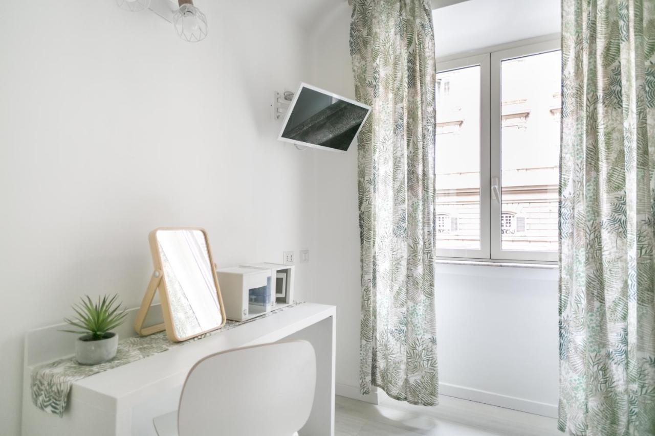 White Candia Guesthouse Rome Exterior photo