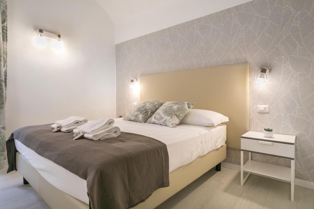 White Candia Guesthouse Rome Exterior photo