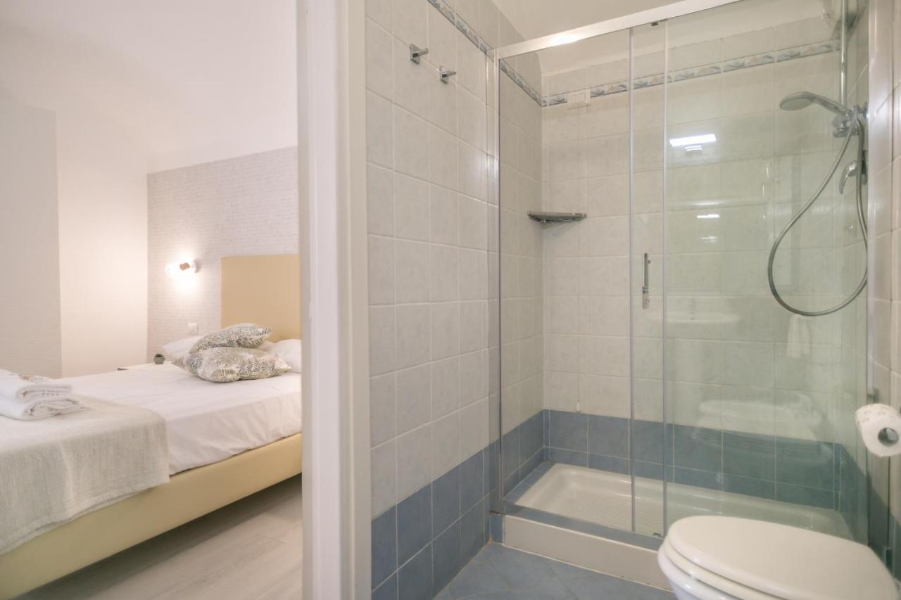 White Candia Guesthouse Rome Exterior photo